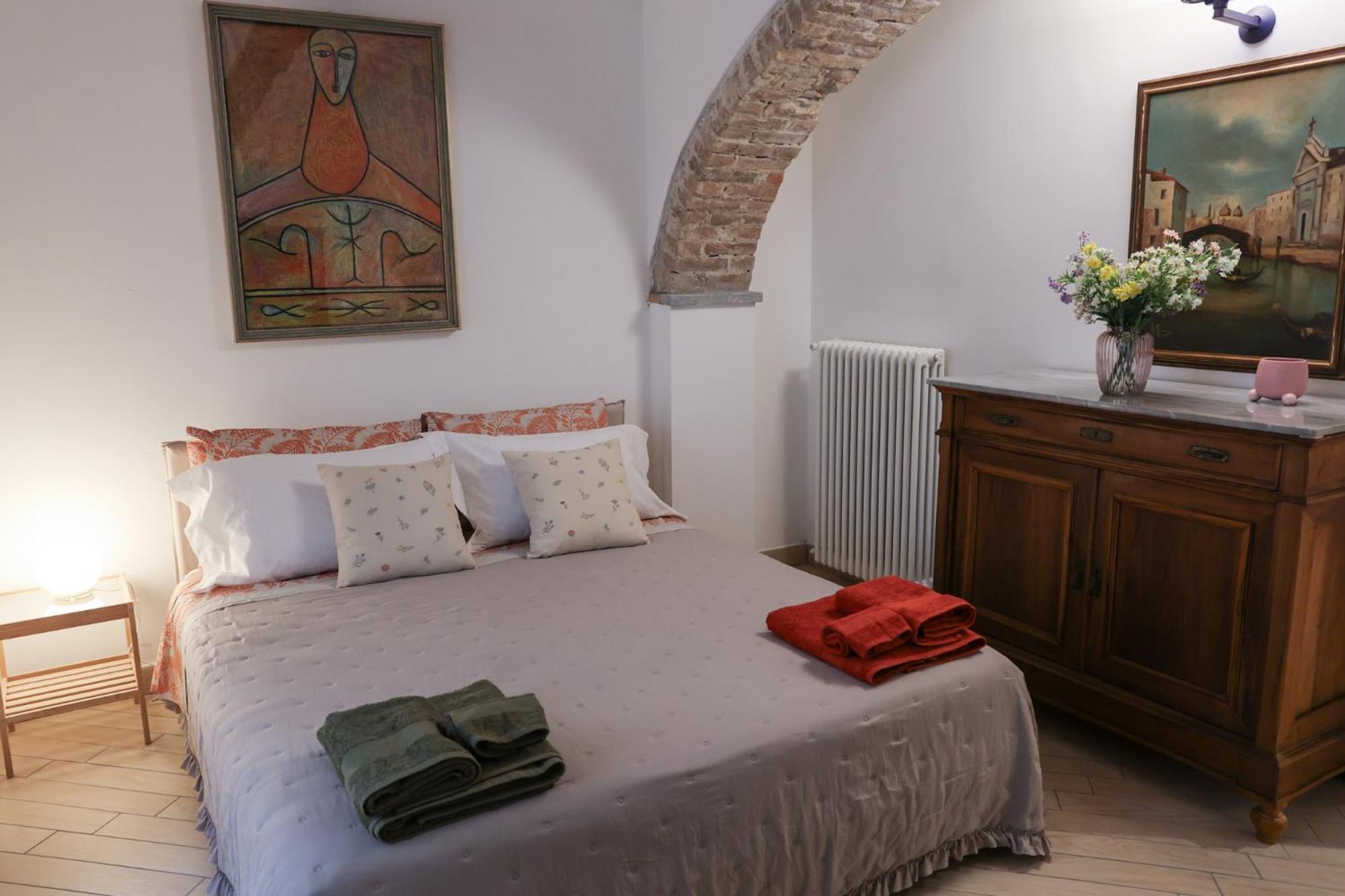 Asti Historic Center - Appartamento Trincotto Esterno foto